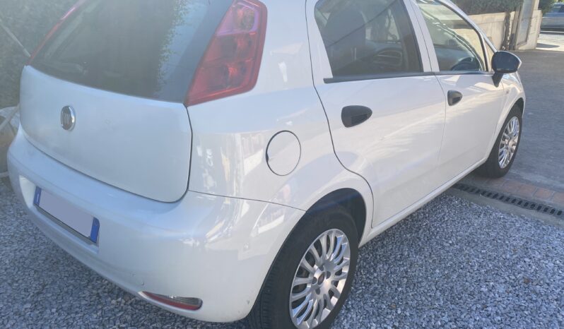 
 Fiat Punto 1.3 Mjt S&S 95 cv Street full									